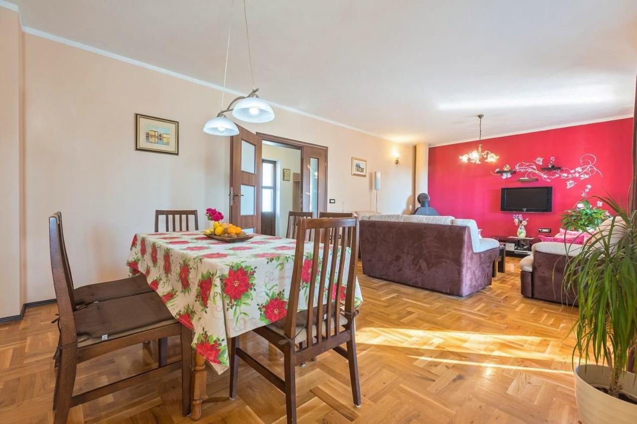 House Dolly Villa Poreč Eksteriør billede